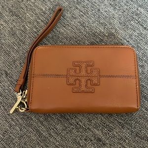 Tory Burch wallet wristlet